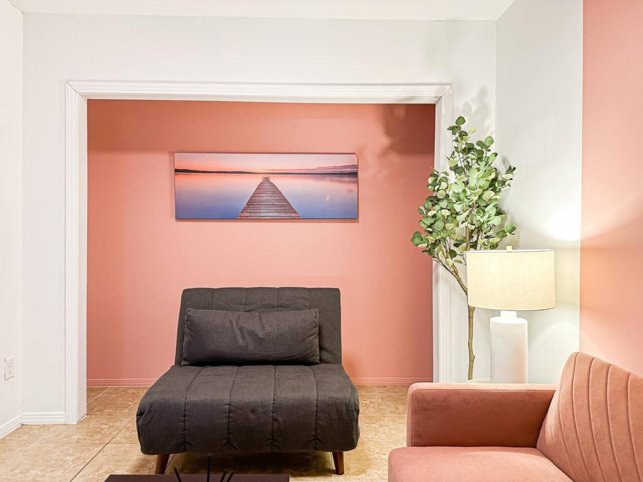 Holiday home Sunny 1br Hideaway With Shared Pool Oasis -lou2-uc Los Angeles
